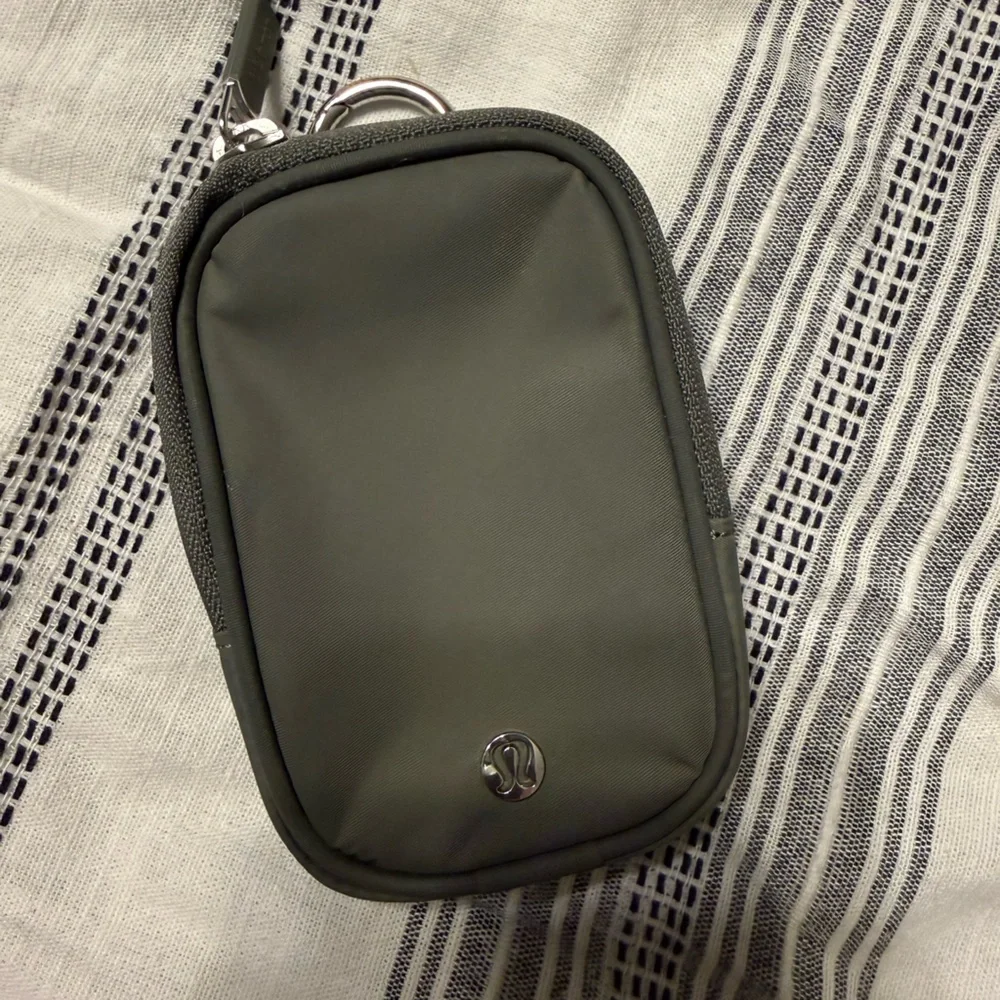 lululemon keychain pouch